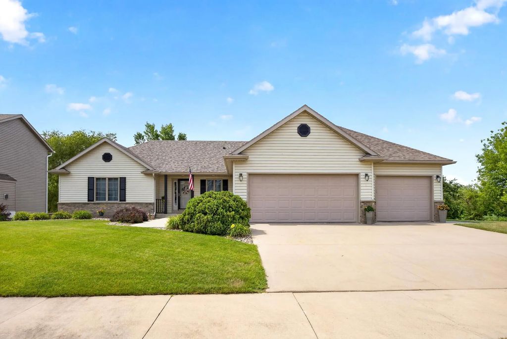 5296 Florence Drive Nw, Rochester