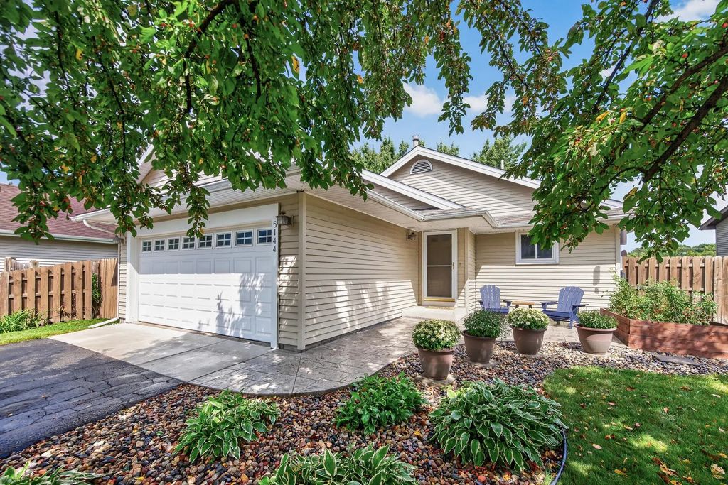 5144 W 143rd Street, Savage