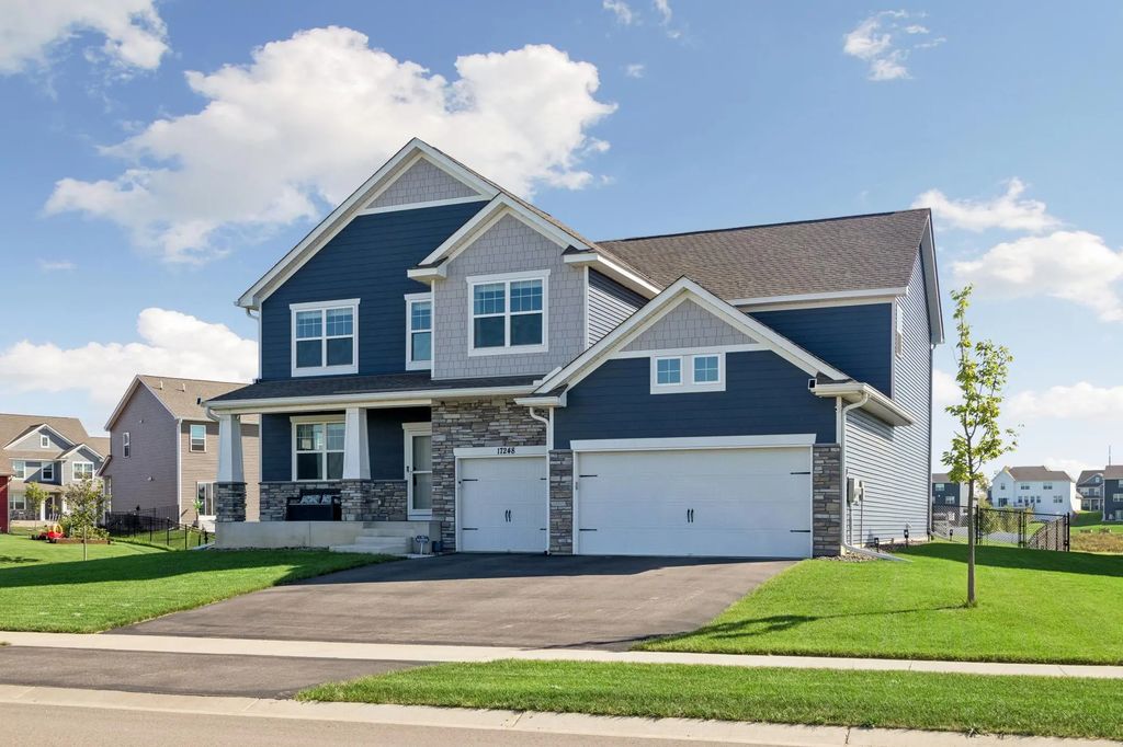 17248 Draft Horse Boulevard, Lakeville