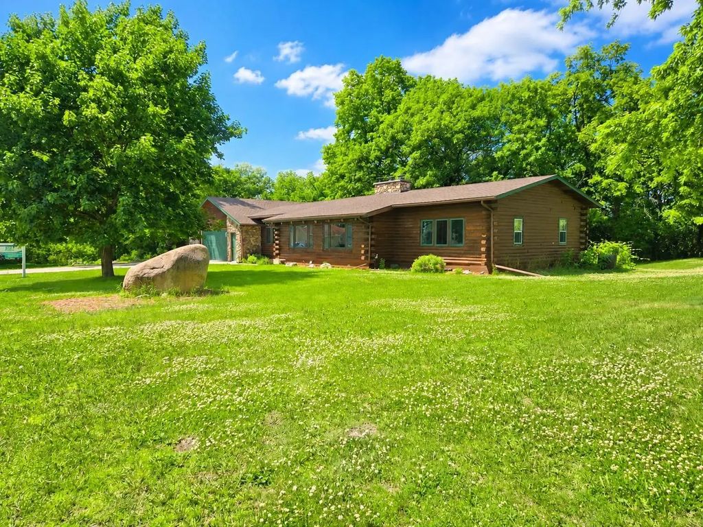 830 W Church Street, Belle Plaine