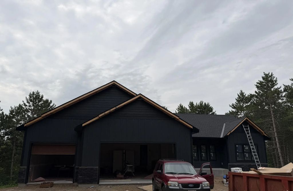 945 Riverdale Court, Somerset