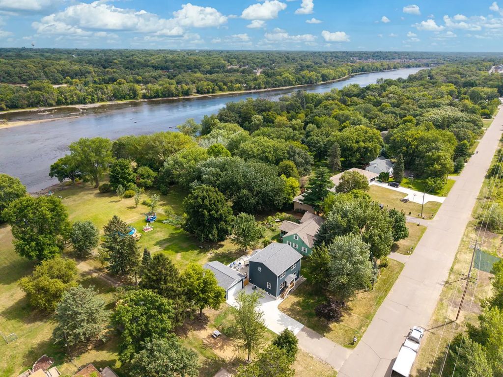 32688 River Vista Lane, Saint Cloud
