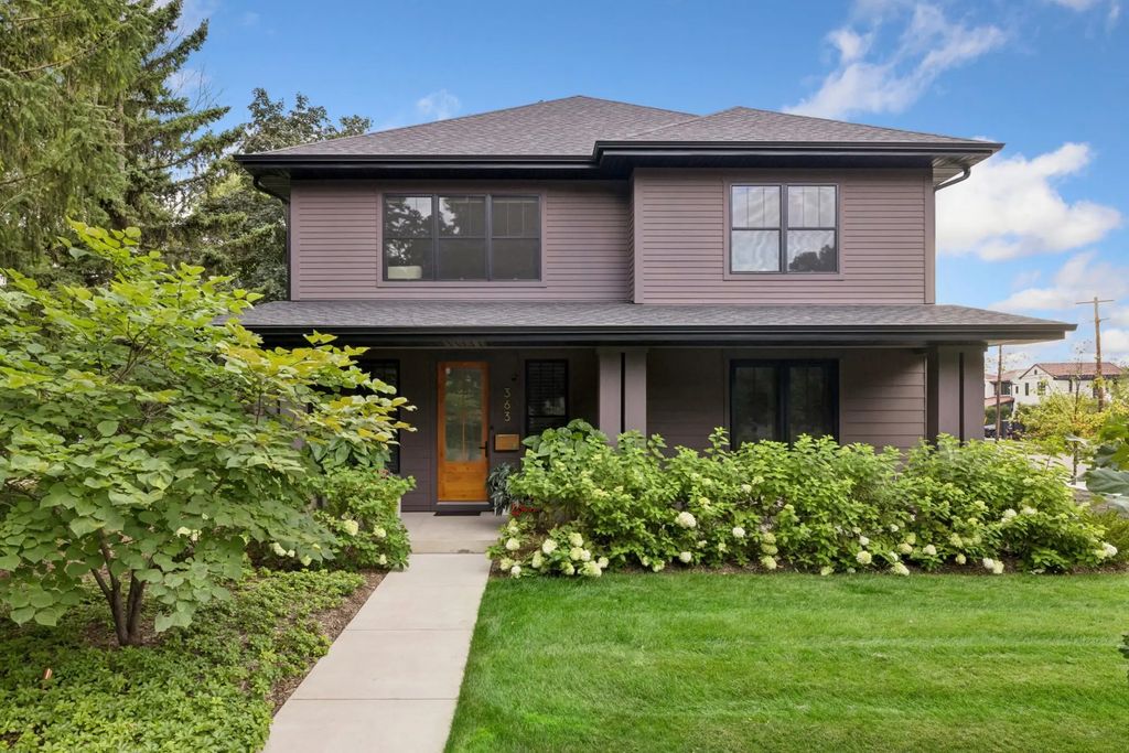 363 Woodlawn Avenue, Saint Paul