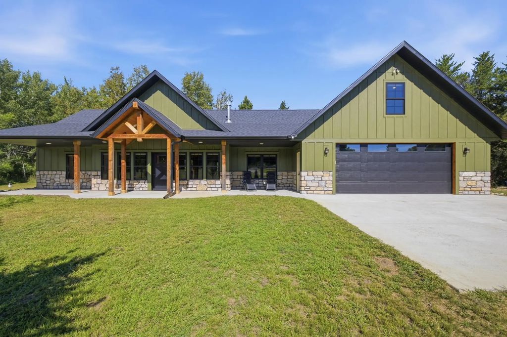 24421 Fishtrap Road, Nisswa
