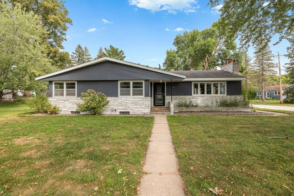 505 9th Street Se, Little Falls