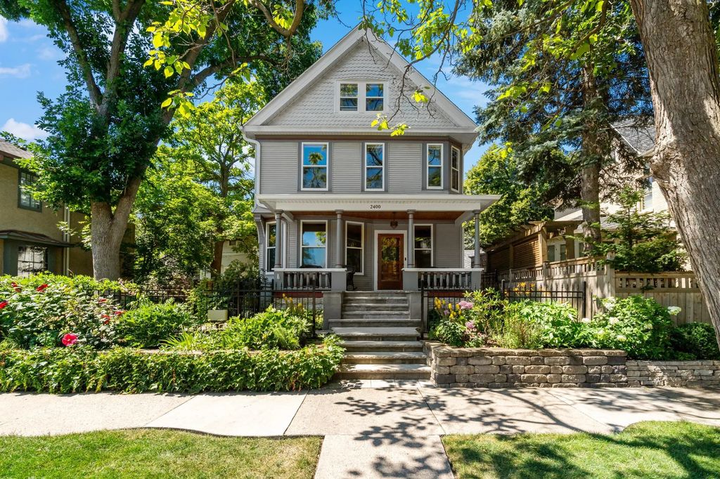 2400 Irving Avenue S, Minneapolis
