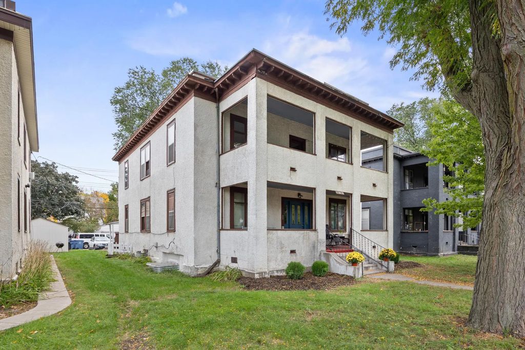 3831 Grand Avenue S, Minneapolis