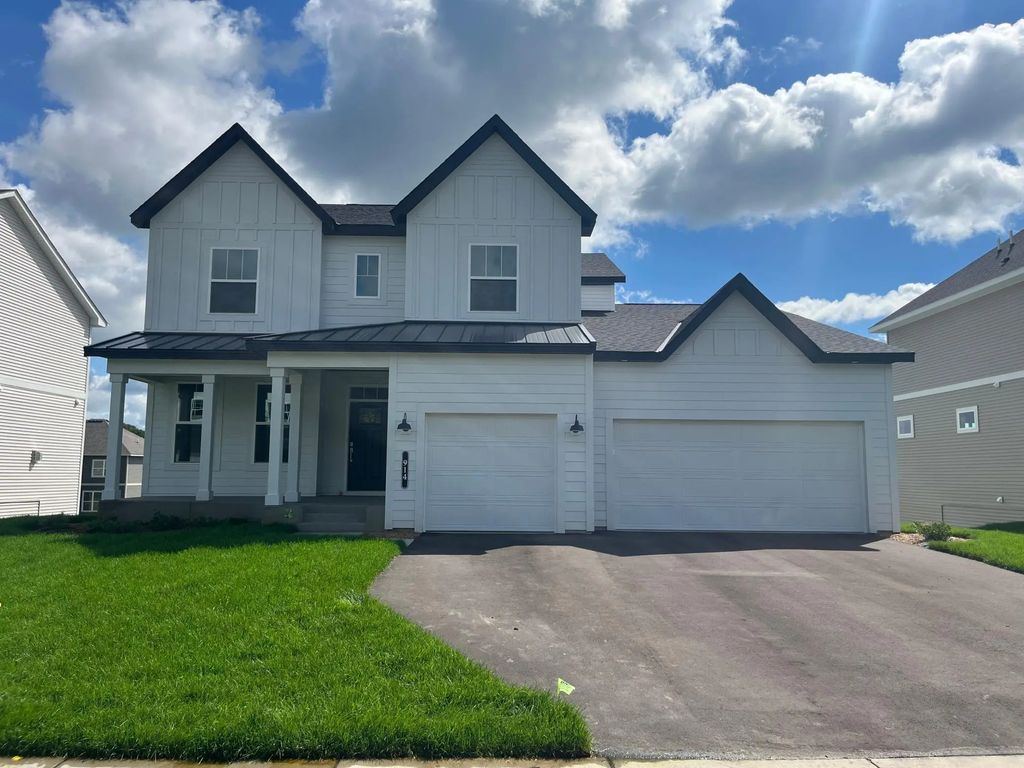 914 Big Woods Drive, Delano