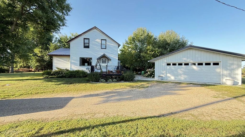 905 210th Avenue Sw, Appleton