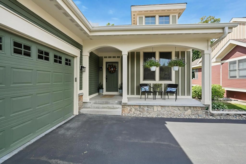 4033 Heritage Lane Se, Prior Lake
