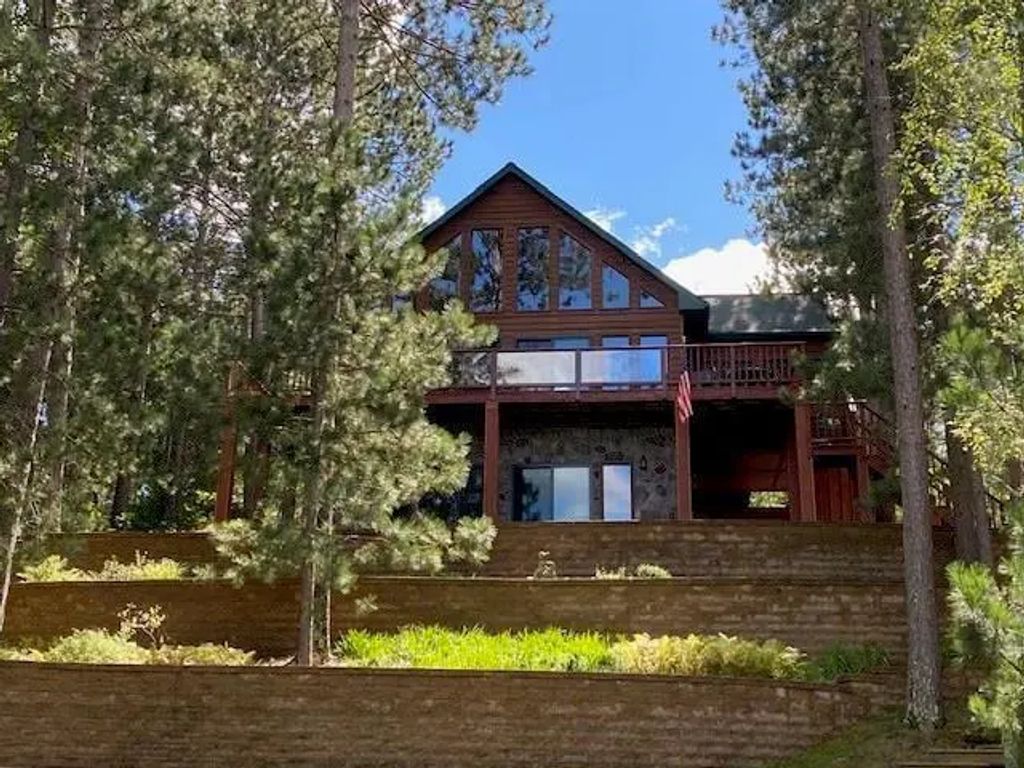 7465 E Flowage Road, Minong