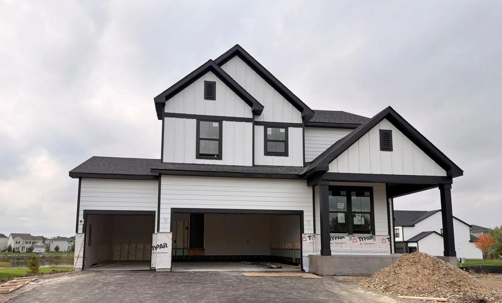 11121 Archer Lane N, Dayton