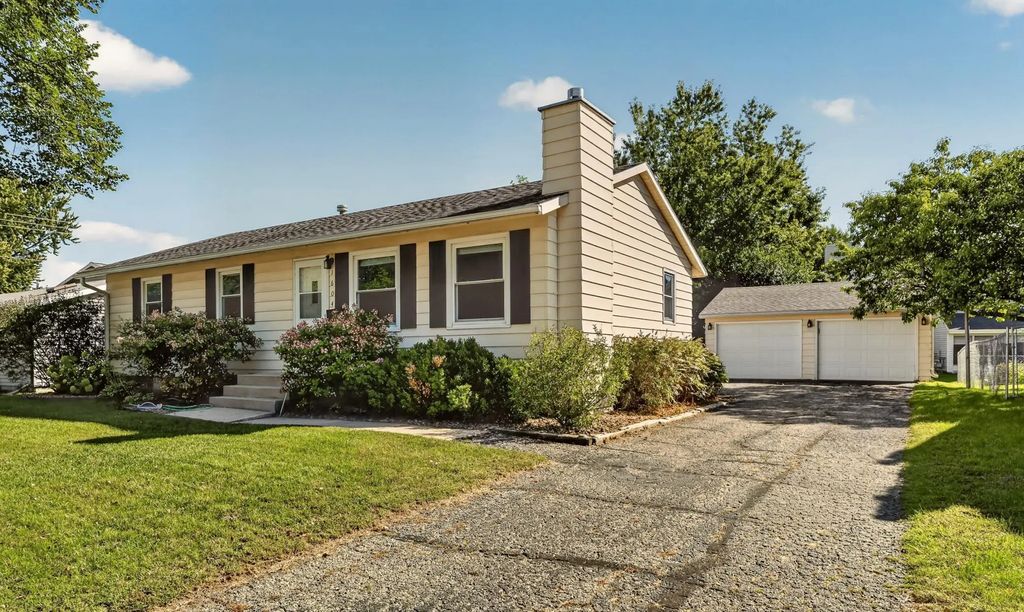 1604 9th Avenue Se, Rochester