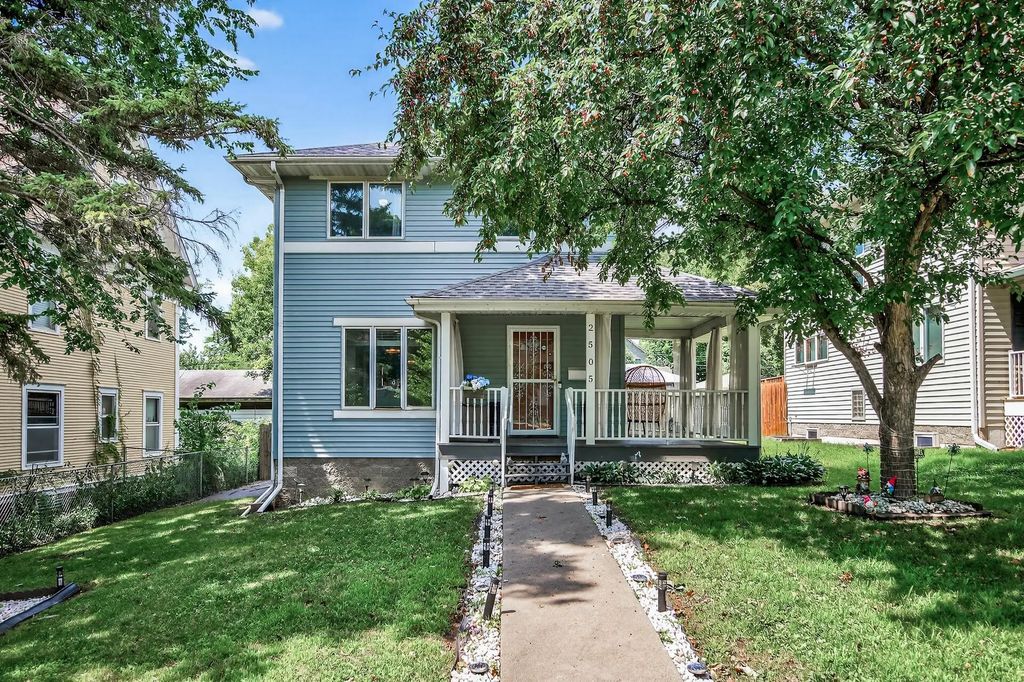 2505 Dupont Avenue N, Minneapolis