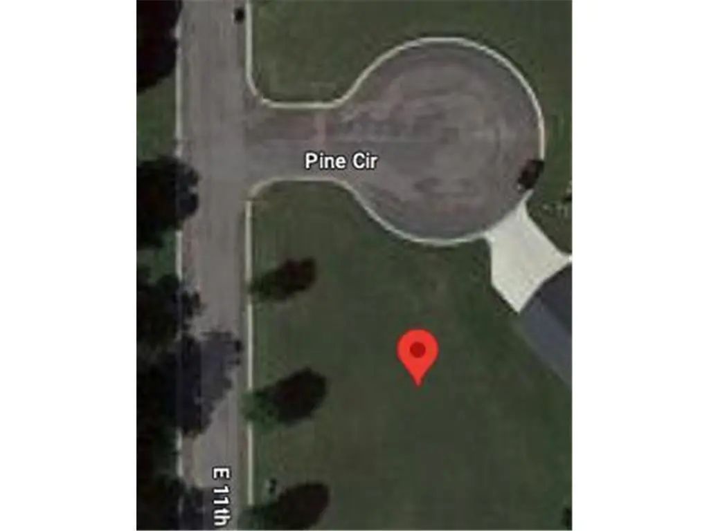301 Pine Circle, Winthrop