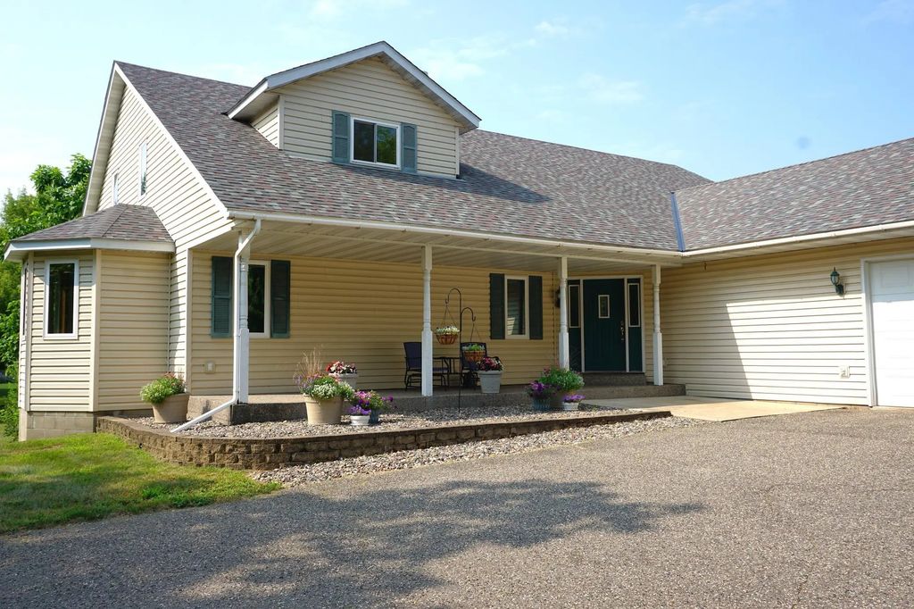 6592 295th Street E, Cannon Falls
