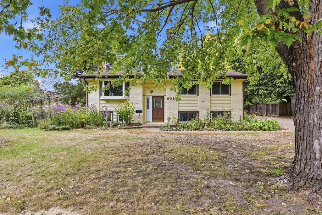 9087 Northwood Parkway, New Hope