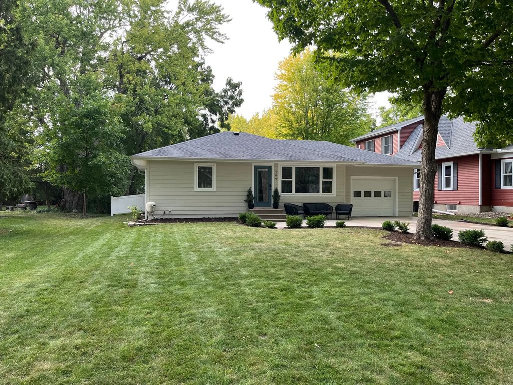 409 Westminster Avenue Sw, Watertown