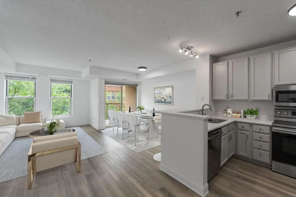 660 N 2nd St 301, Minneapolis
