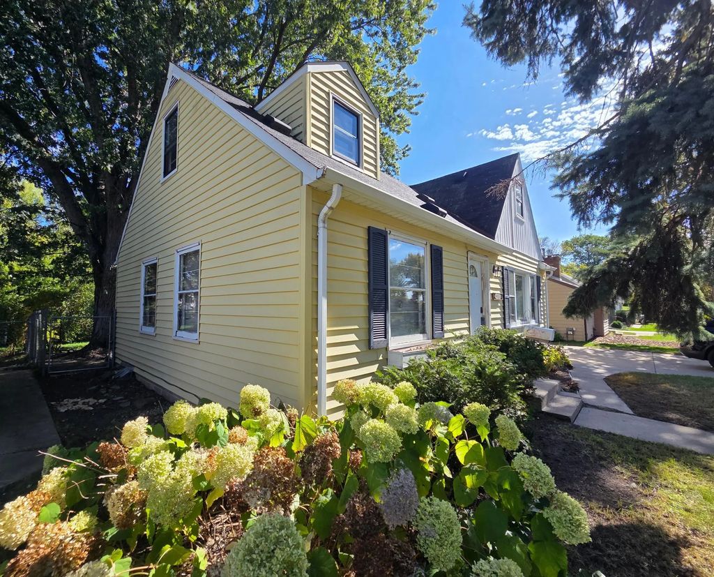 415 Adams Avenue, Edina