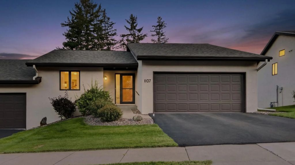 1107 Knollwood Trail, Altoona