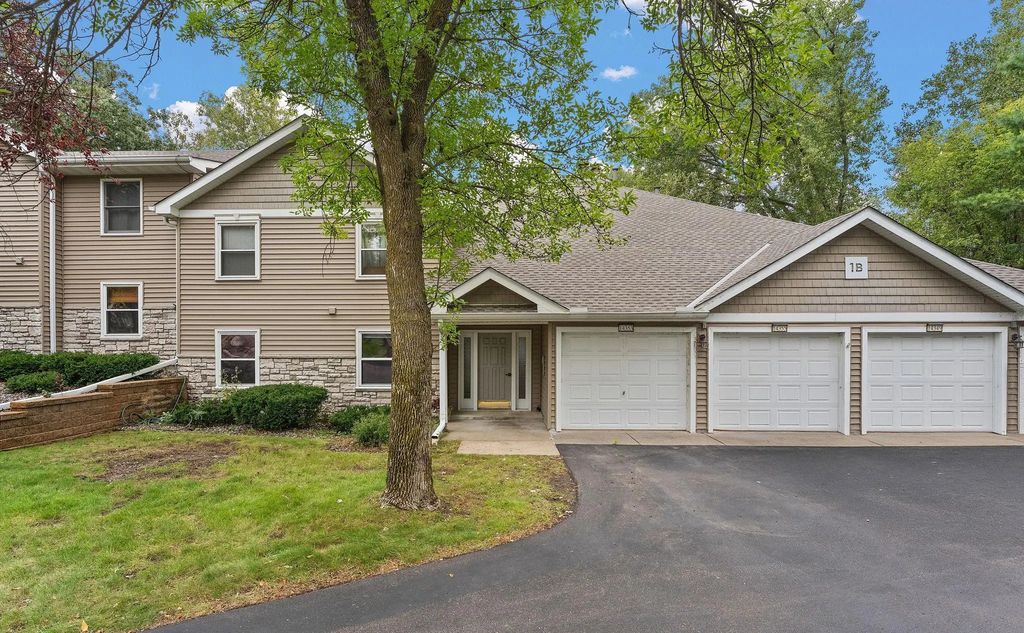 14349 Fairway Drive, Eden Prairie