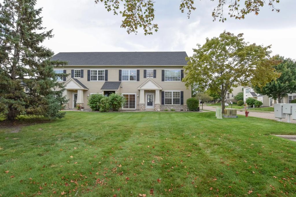 11347 Eldorado Street Ne E, Blaine