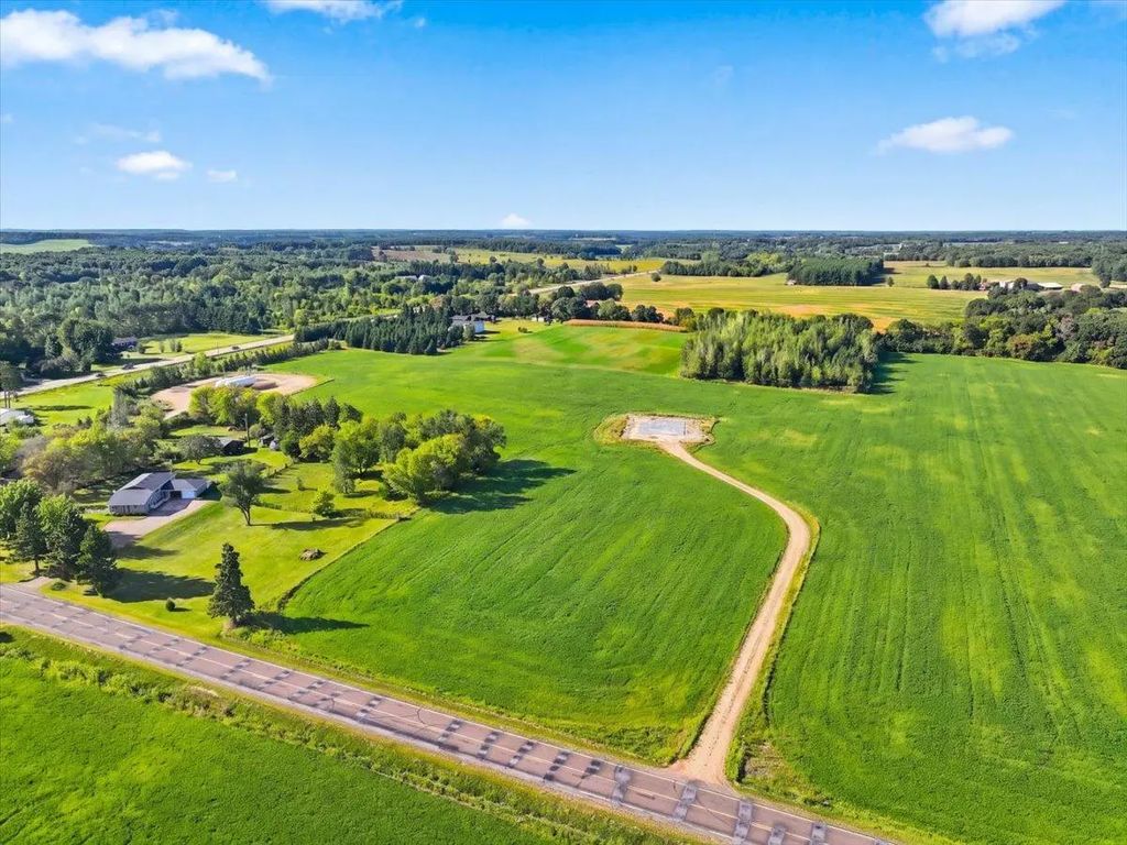2120 County Road H, Deer Park