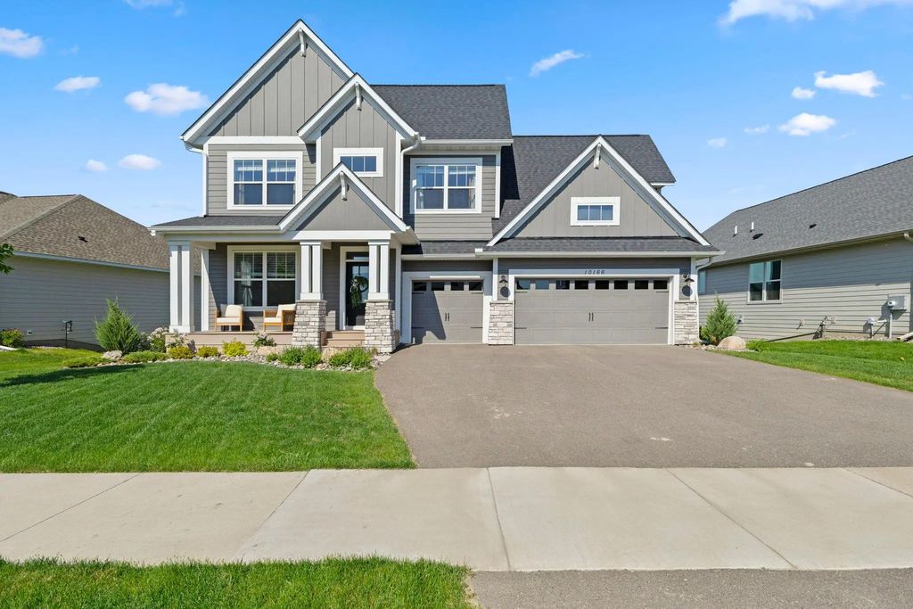 10166 Shadyview Lane N, Maple Grove