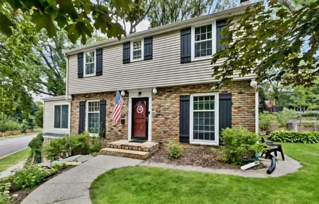 1995 Norfolk Avenue, Saint Paul
