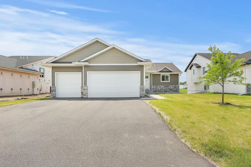9991 14th Circle Ne, Saint Michael