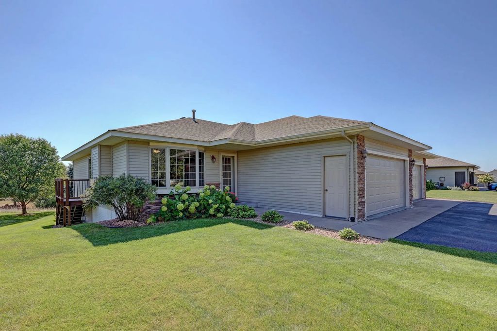 1541 Sequoia Lane, New Richmond