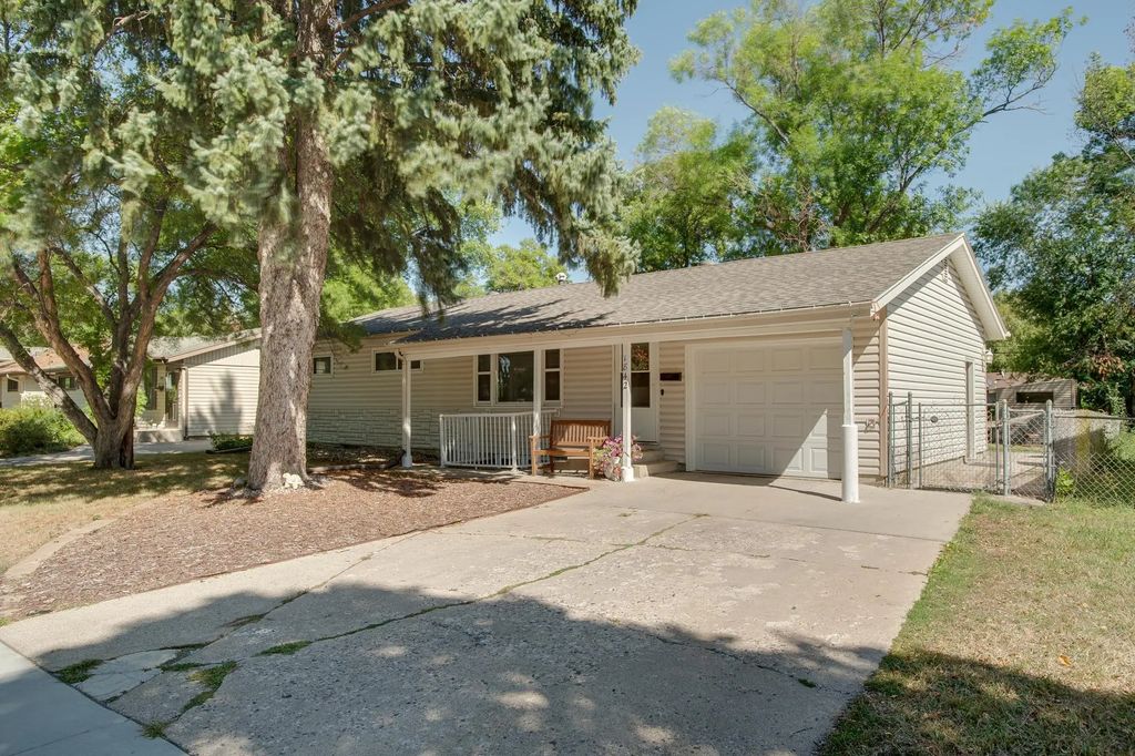 1842 15th Street S, Fargo