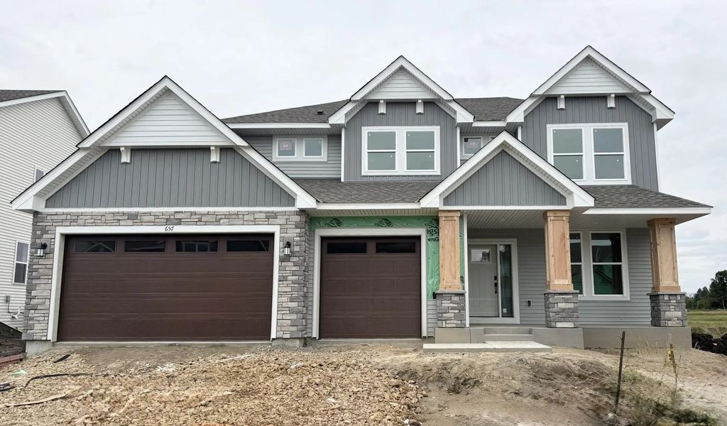 657 Sierra Parkway, Waconia