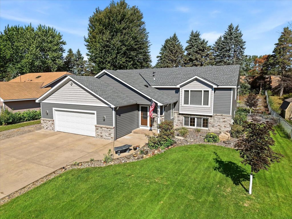 4779 108th Lane Ne, Circle Pines