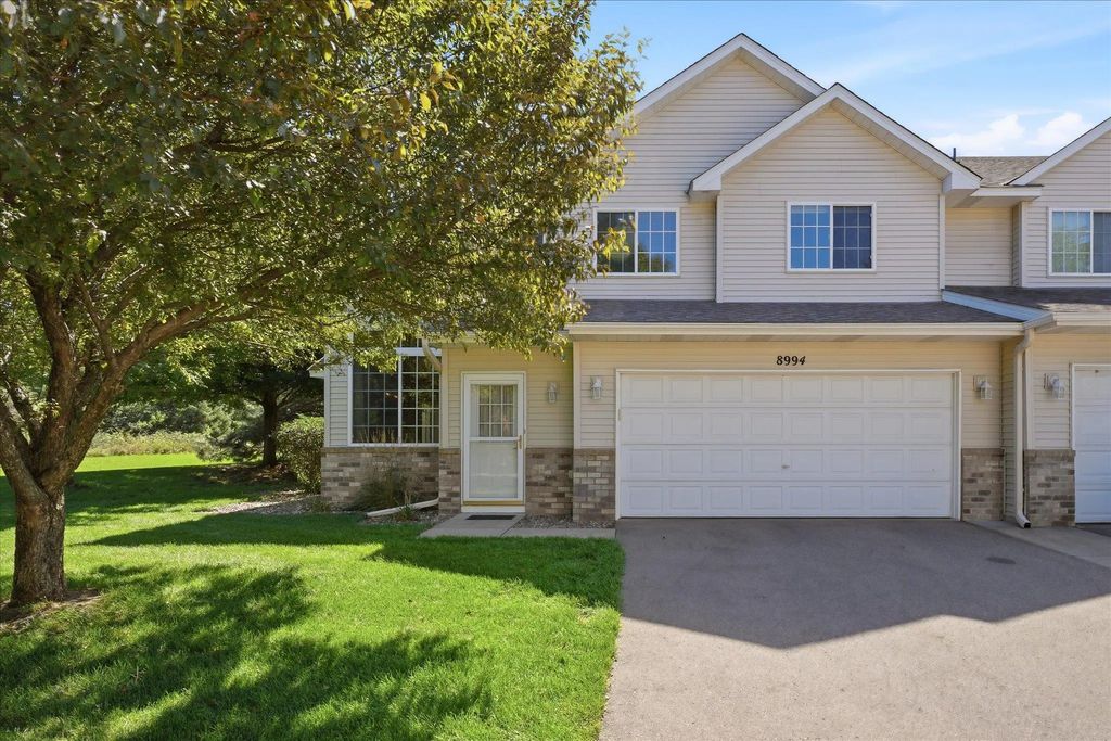 8994 92nd Street S, Cottage Grove