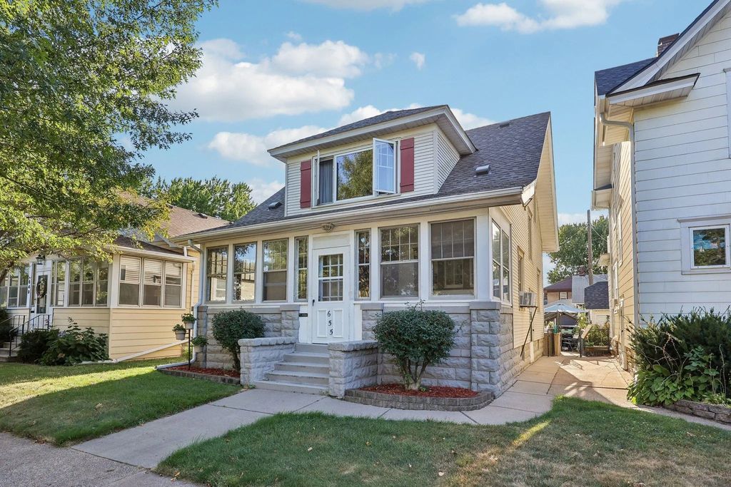 655 Simpson Street, Saint Paul