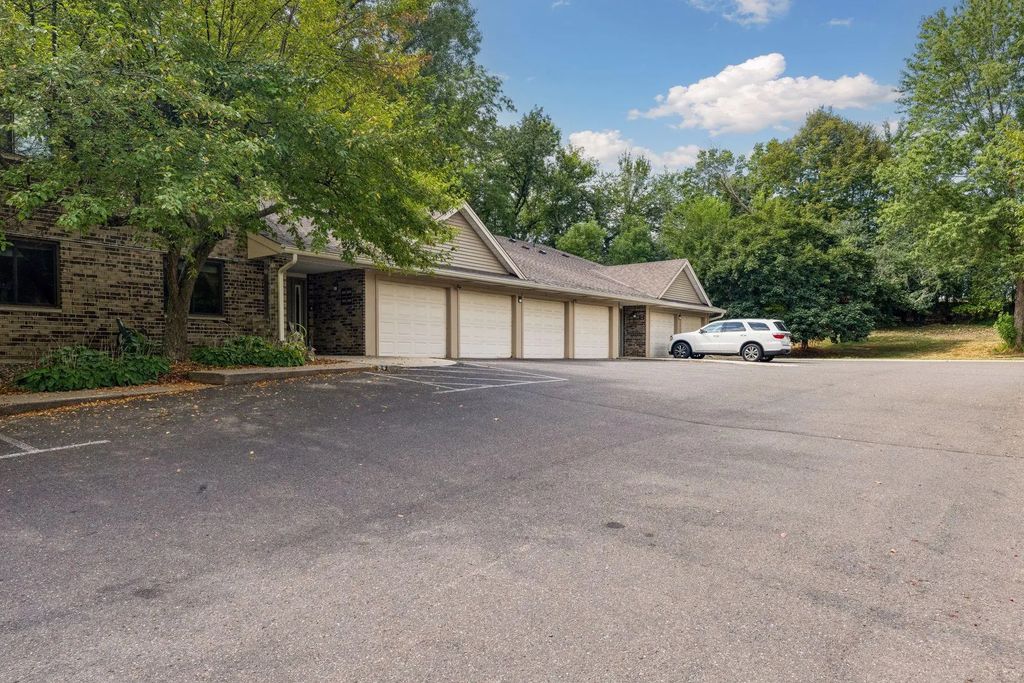 1573 Cohansey Street 204, Saint Paul