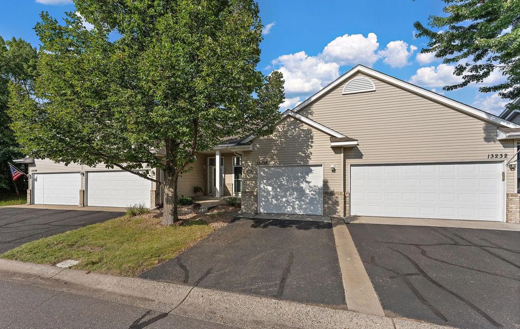 13228 Vintage Street Nw, Coon Rapids