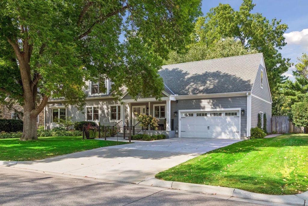 3808 W 55th Street, Edina