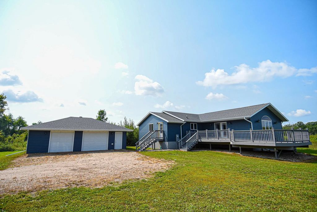 101 Kittson St, Viking