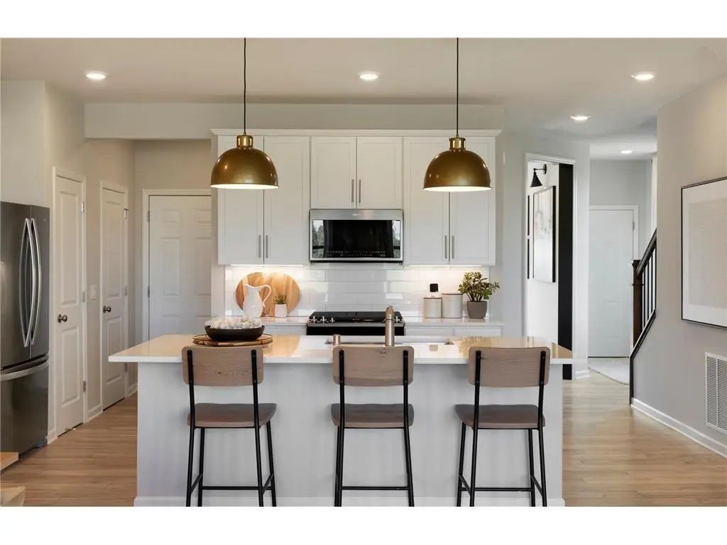17981 Genoa Drive, Lakeville