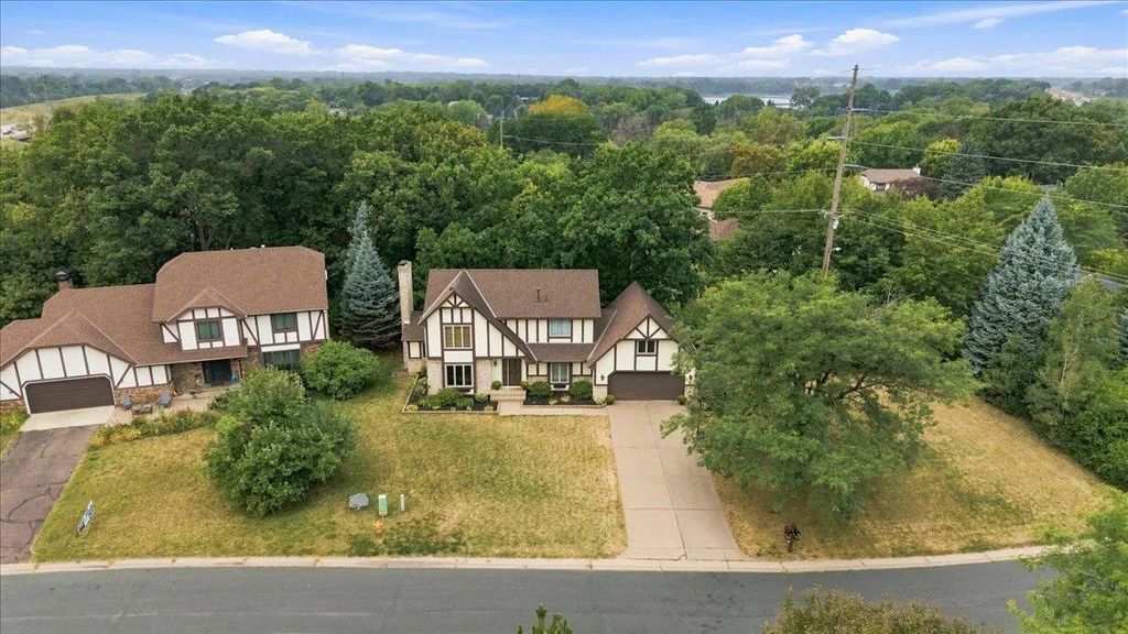 4195 Norma Avenue, Arden Hills