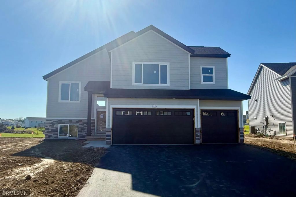 2779 Ivy Avenue Ne, Saint Michael