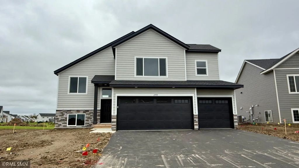 2779 Ivy Avenue Ne, Saint Michael