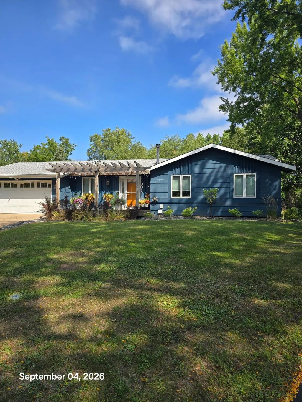 11901 River Hills Circle, Burnsville