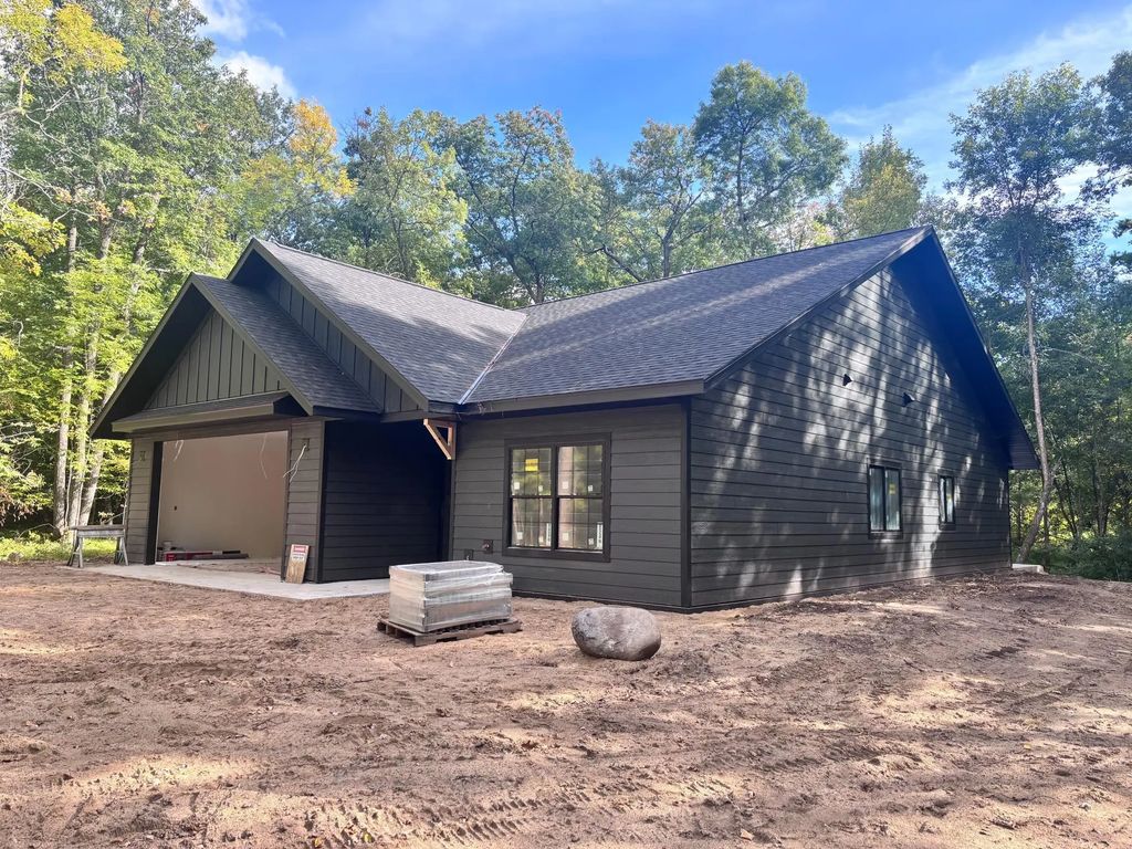 7919 Golf Estates Drive, Pequot Lakes