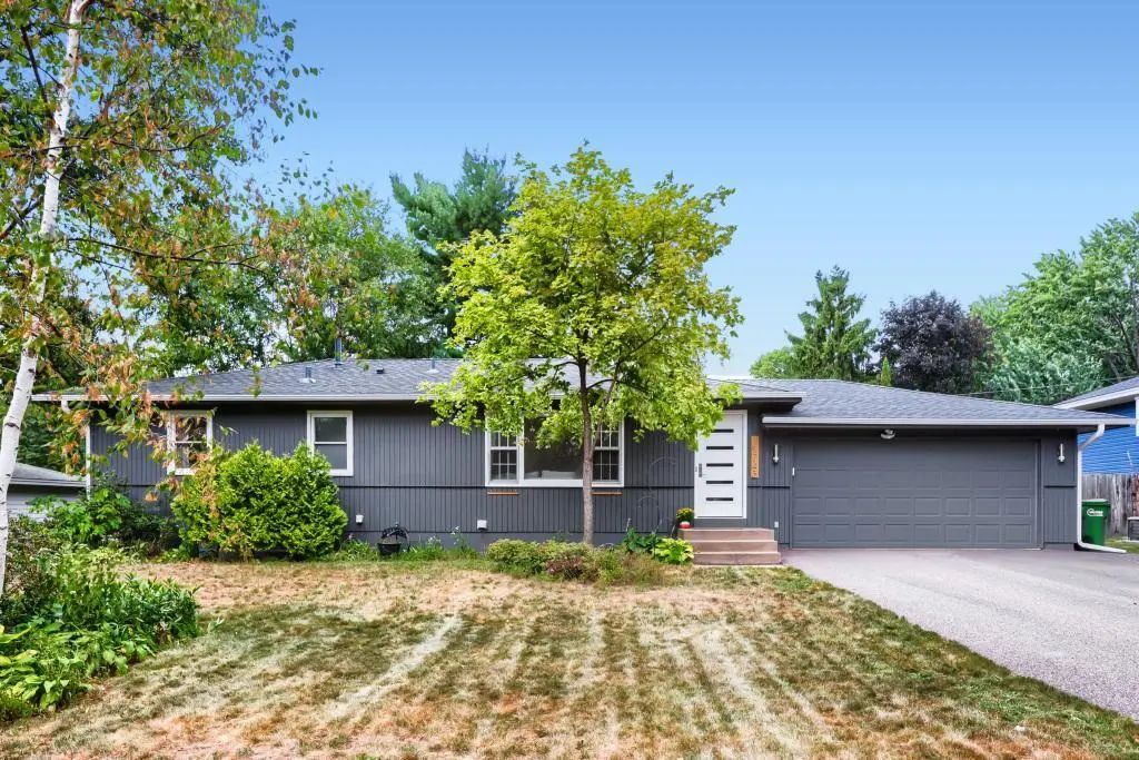 11743 Madison Street Ne, Blaine