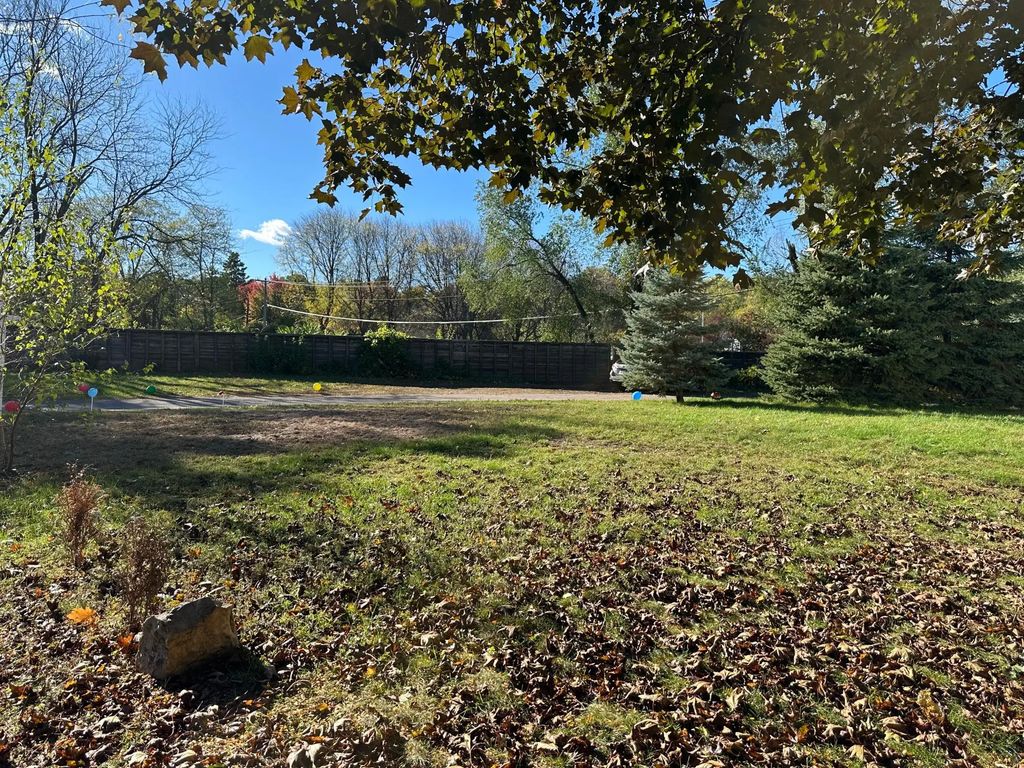 1611 Race Street, North Saint Paul