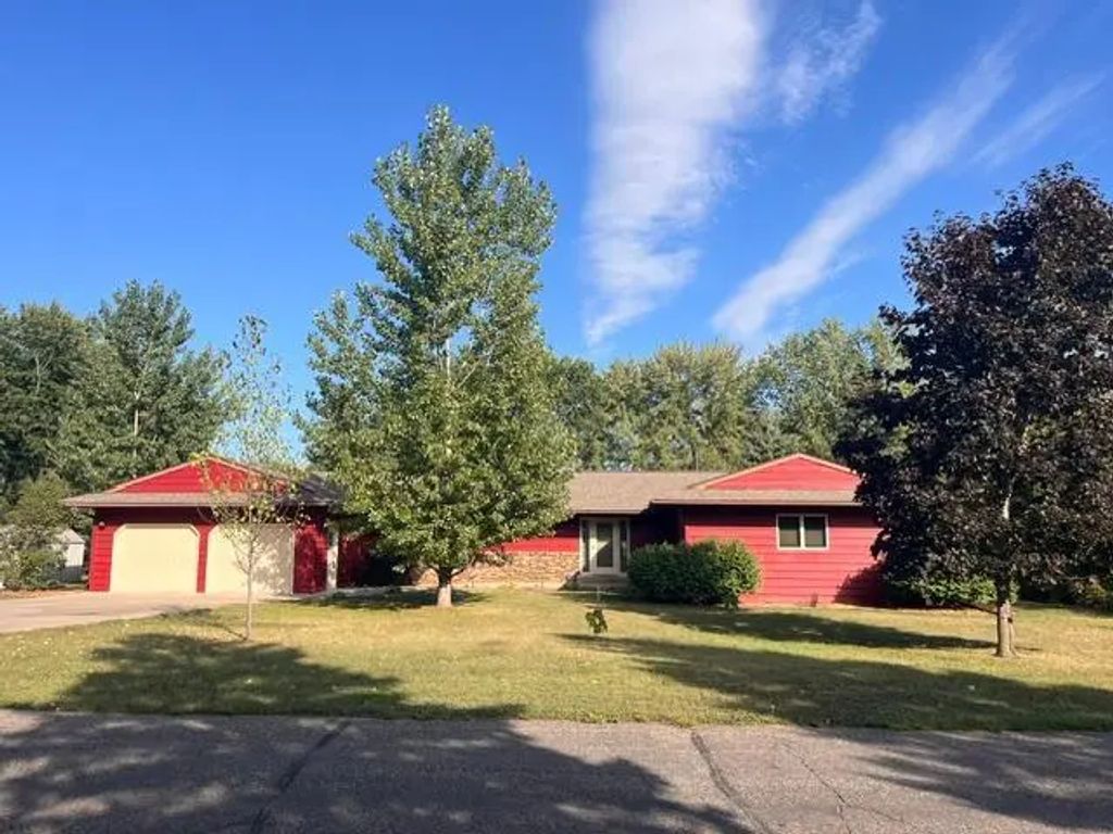 2802 Island View Drive, St Cloud